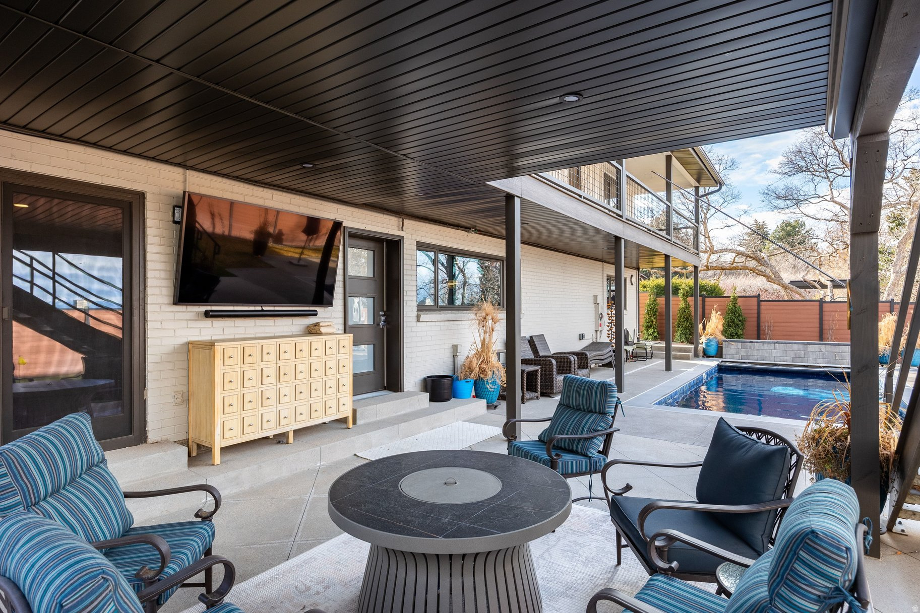 OAK HILLS PLAT D - Residential