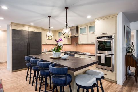 Tiny photo for 1118 S OAK HILLS WAY, Salt Lake City, UT 84108 (MLS # 2140488)