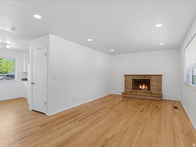CANYON CREST - Residential