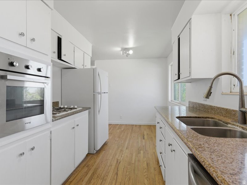 CANYON CREST - Residential