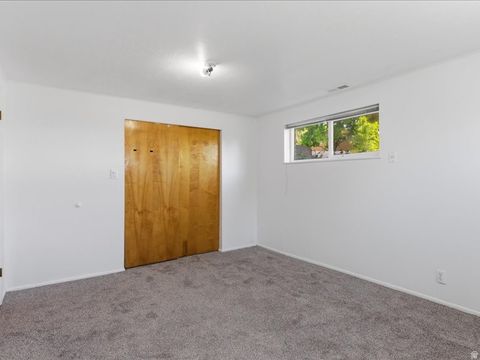 Tiny photo for 473 E 1650 S, Bountiful, UT 84010 (MLS # 2156230)