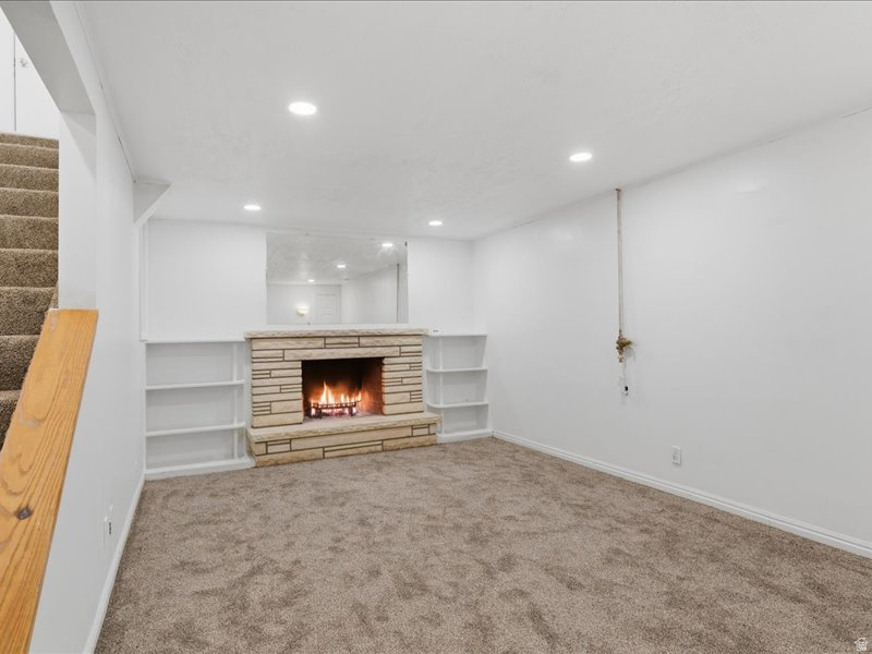 CANYON CREST - Residential