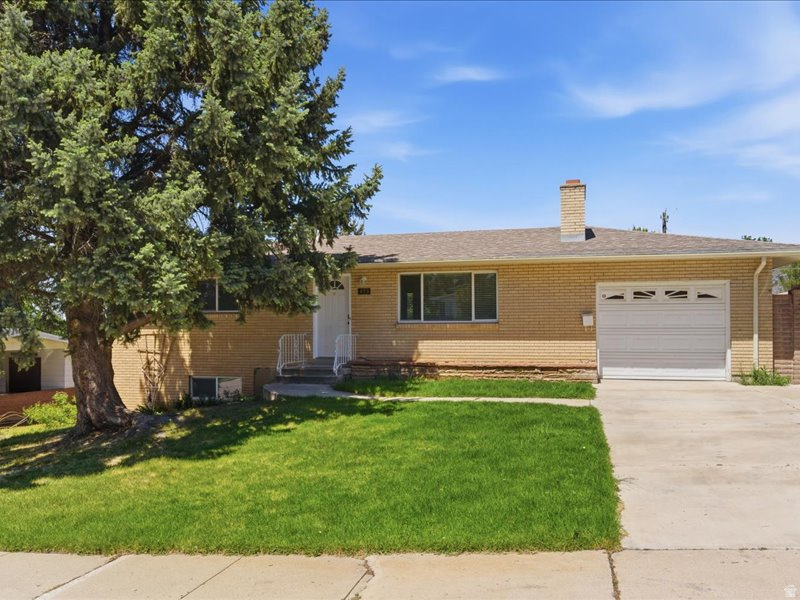 CANYON CREST - Residential
