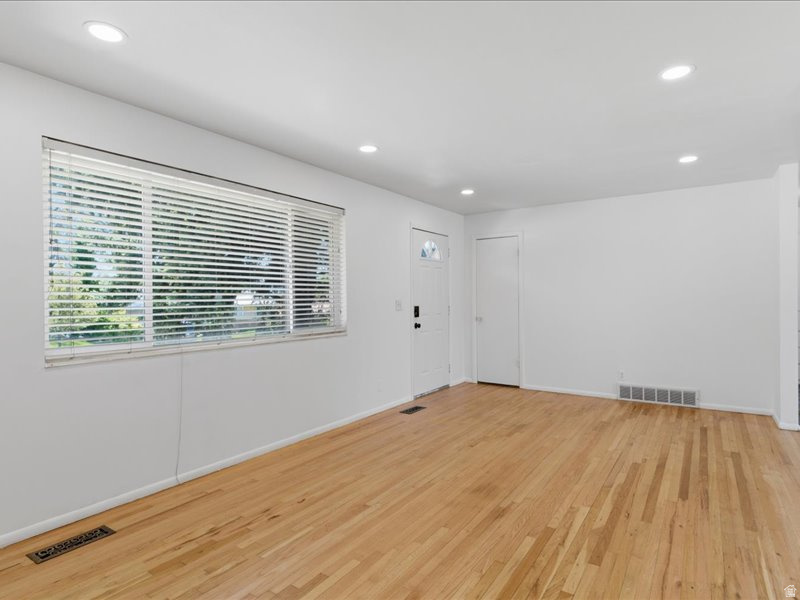 CANYON CREST - Residential
