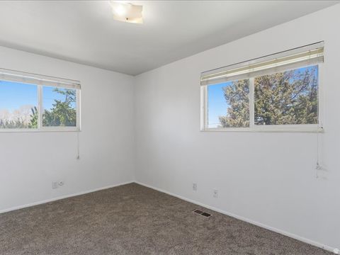 Tiny photo for 473 E 1650 S, Bountiful, UT 84010 (MLS # 2156230)