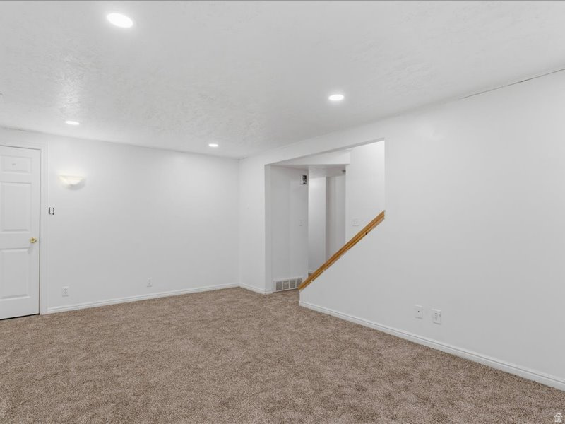 CANYON CREST - Residential