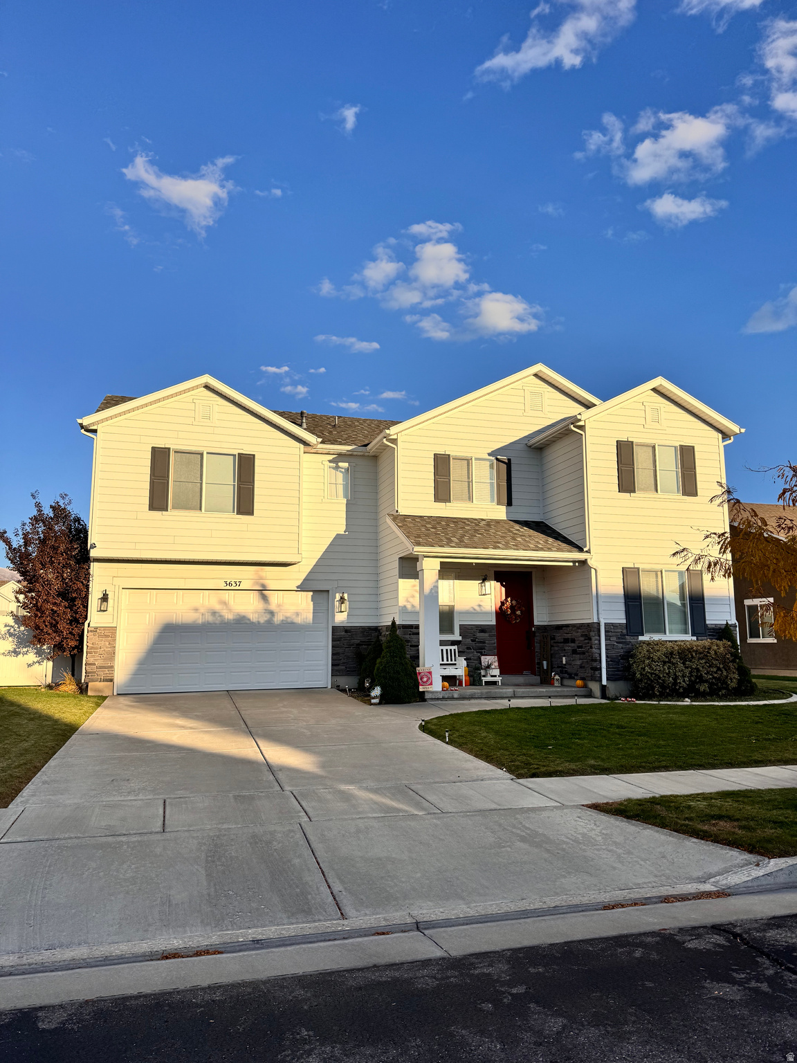 3637 S CREEK SIDE LN W