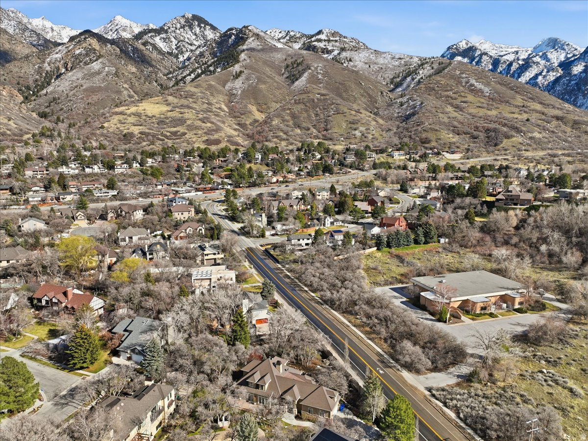 HIDDEN OAK E - Residential