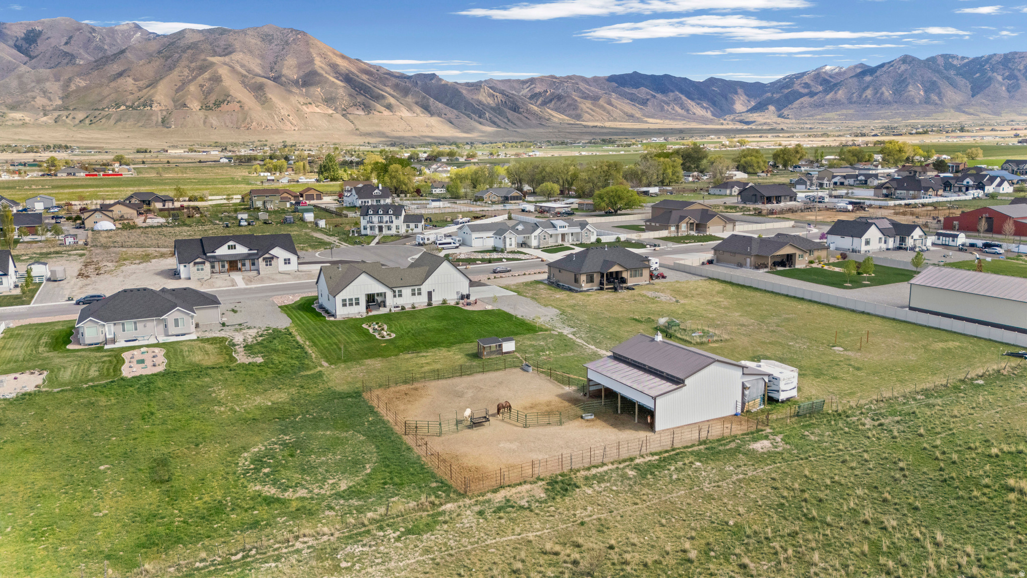 LAKESHORE RANCH - Residential