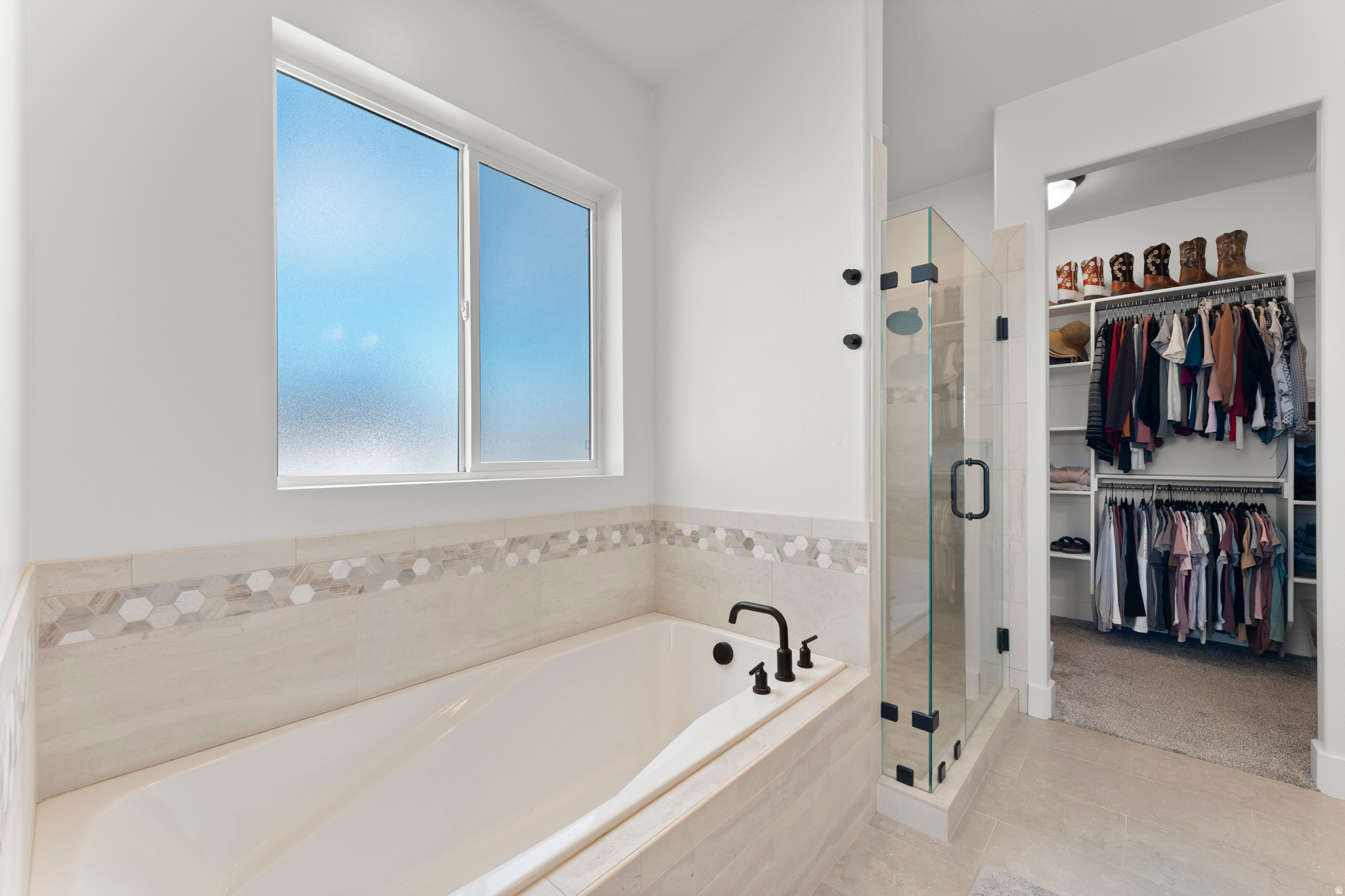 LAKESHORE RANCH - Residential