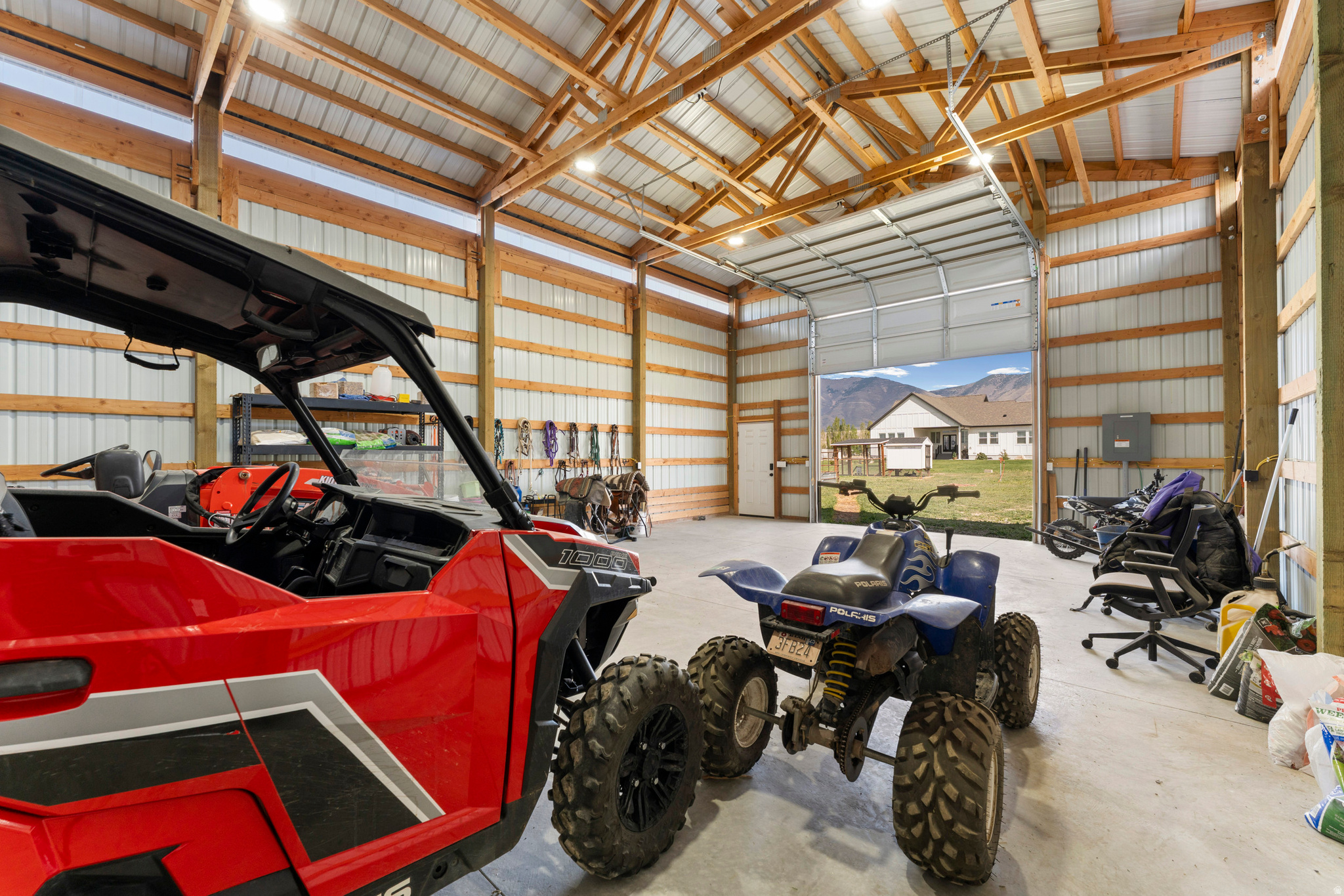 LAKESHORE RANCH - Residential