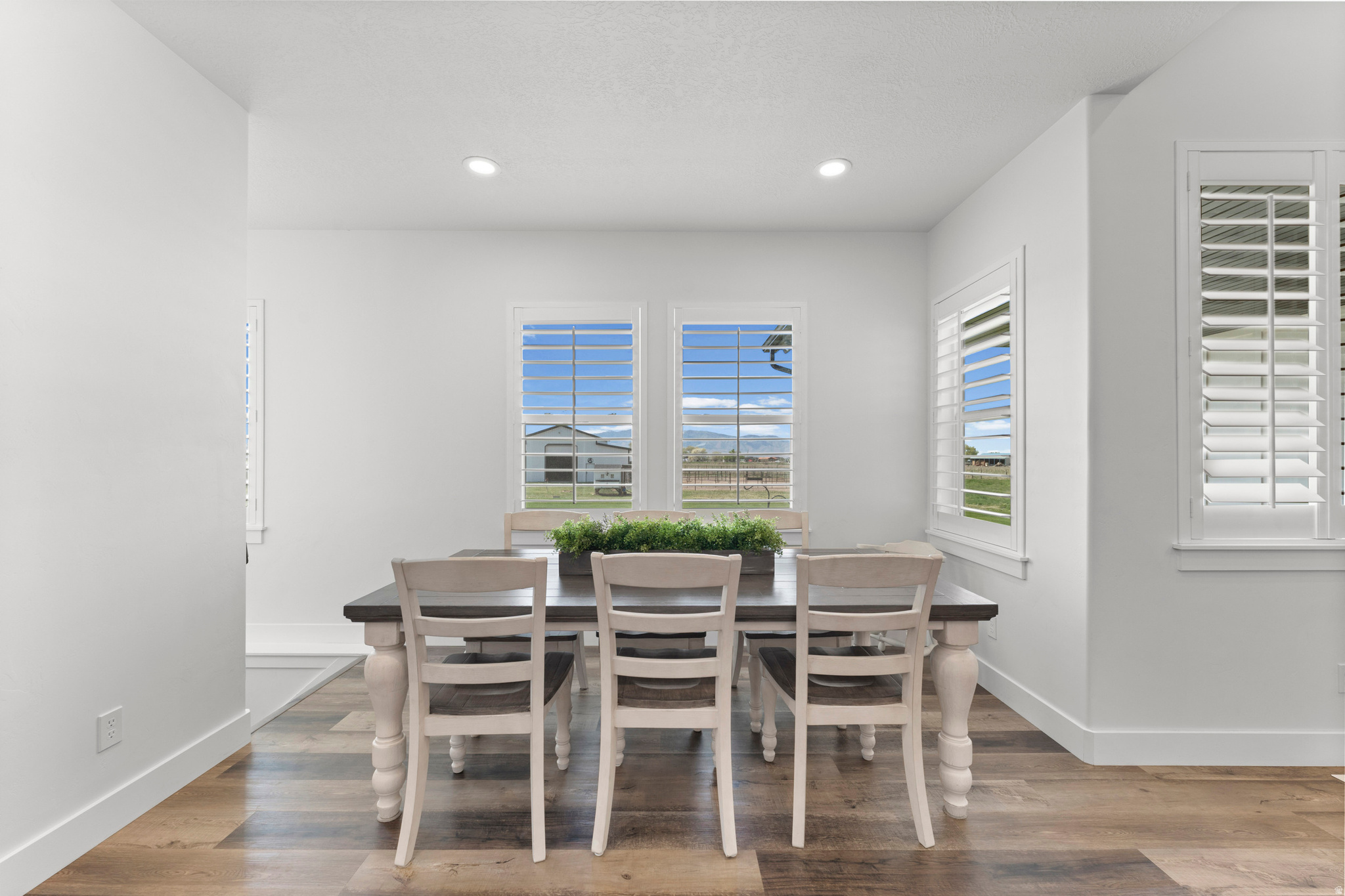 LAKESHORE RANCH - Residential