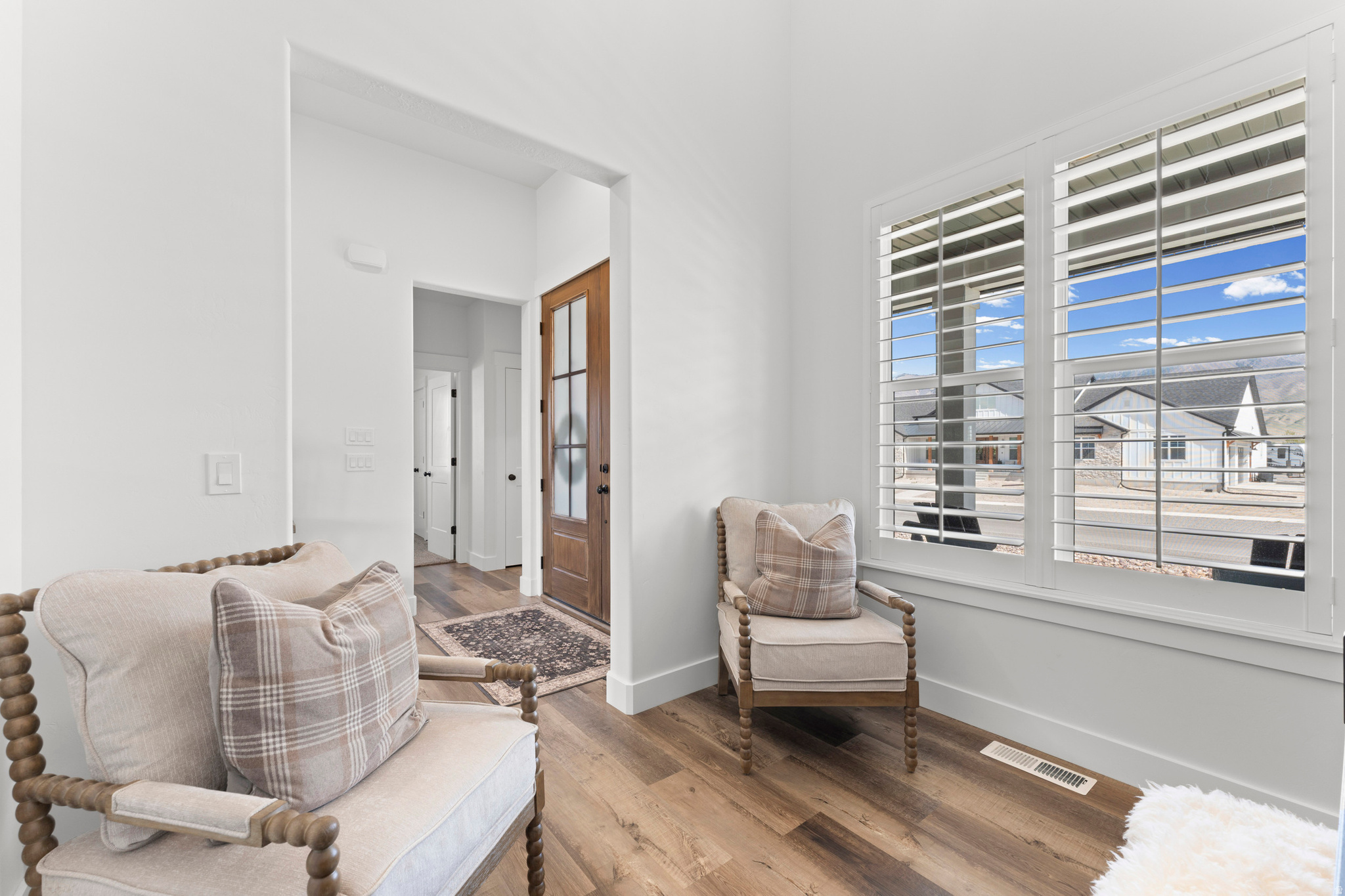 LAKESHORE RANCH - Residential