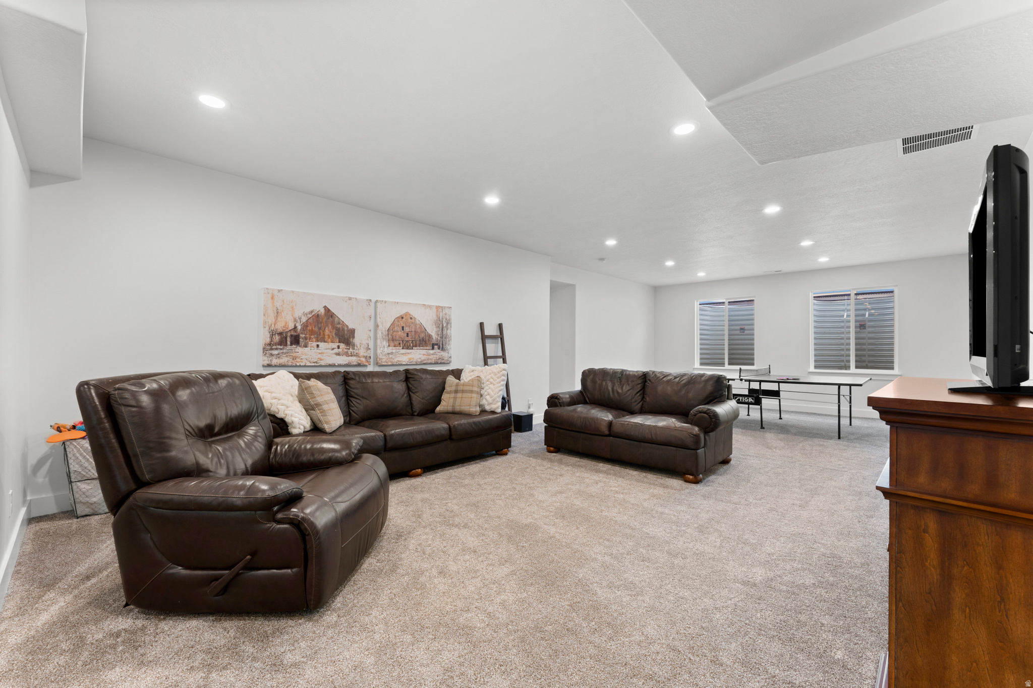 LAKESHORE RANCH - Residential