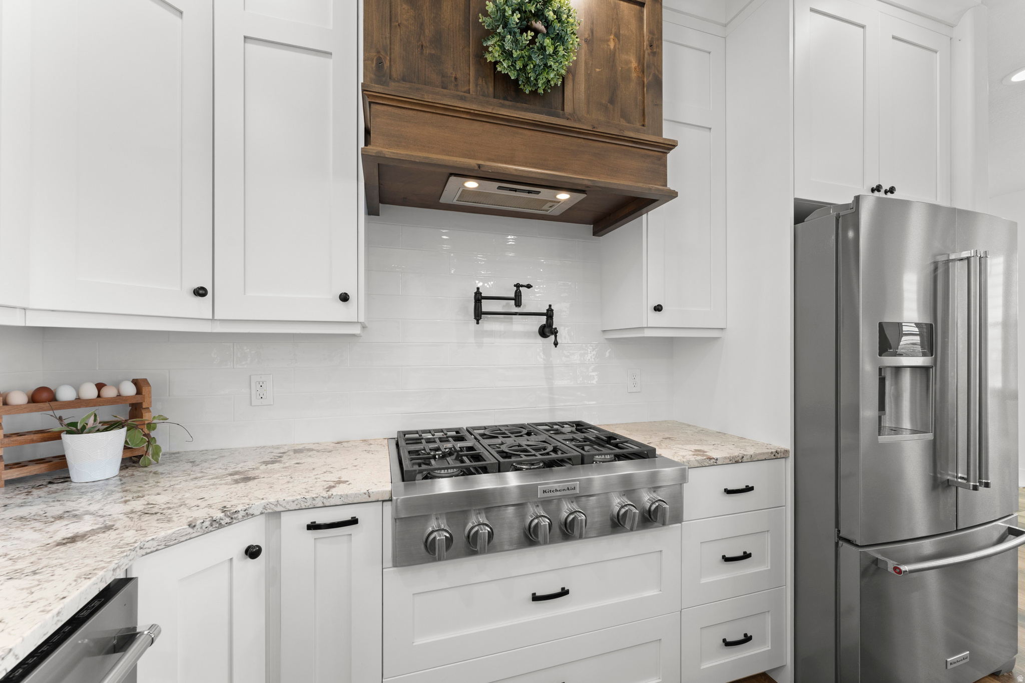 LAKESHORE RANCH - Residential