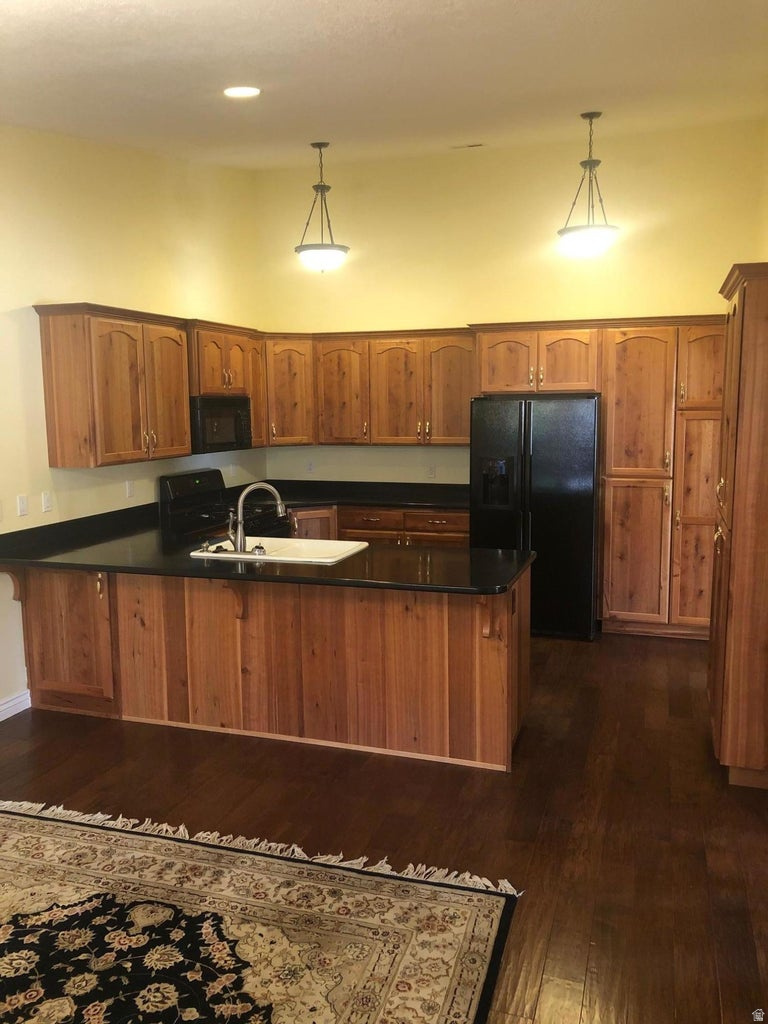 THE SEASONS - Residential Lease