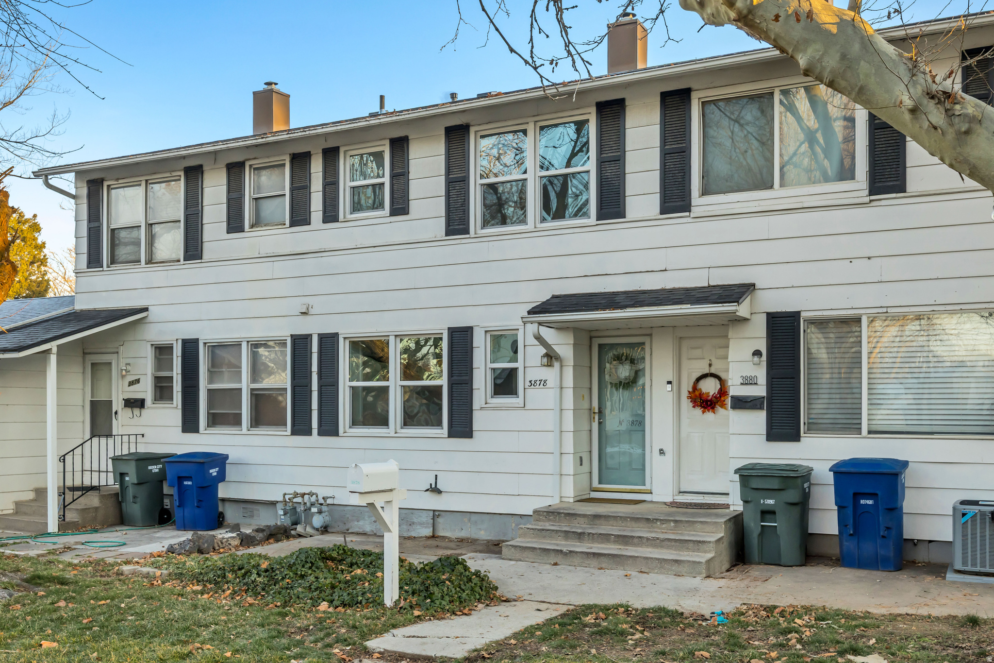 GRANDVIEW ACRES - Residential