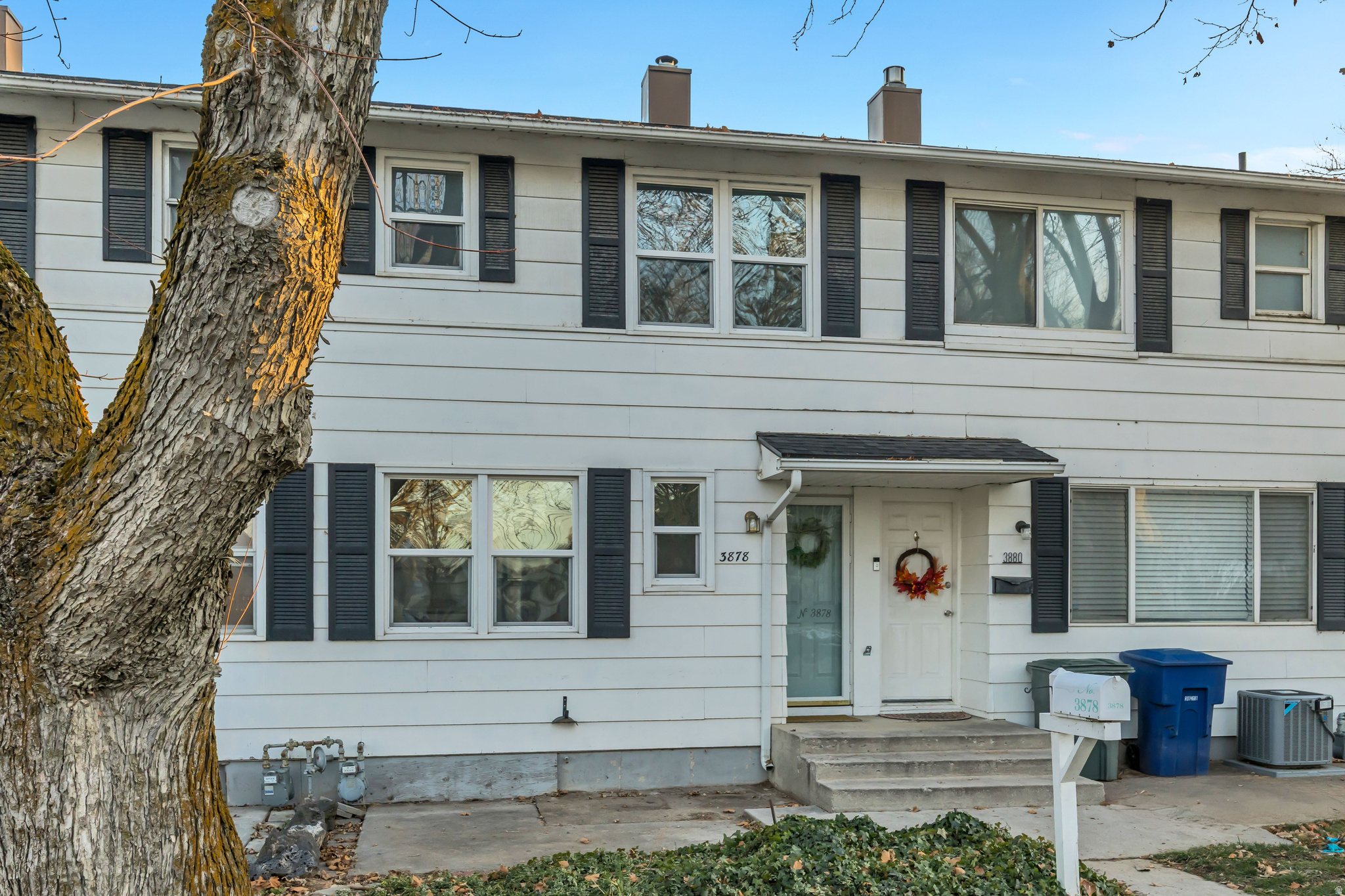 GRANDVIEW ACRES - Residential