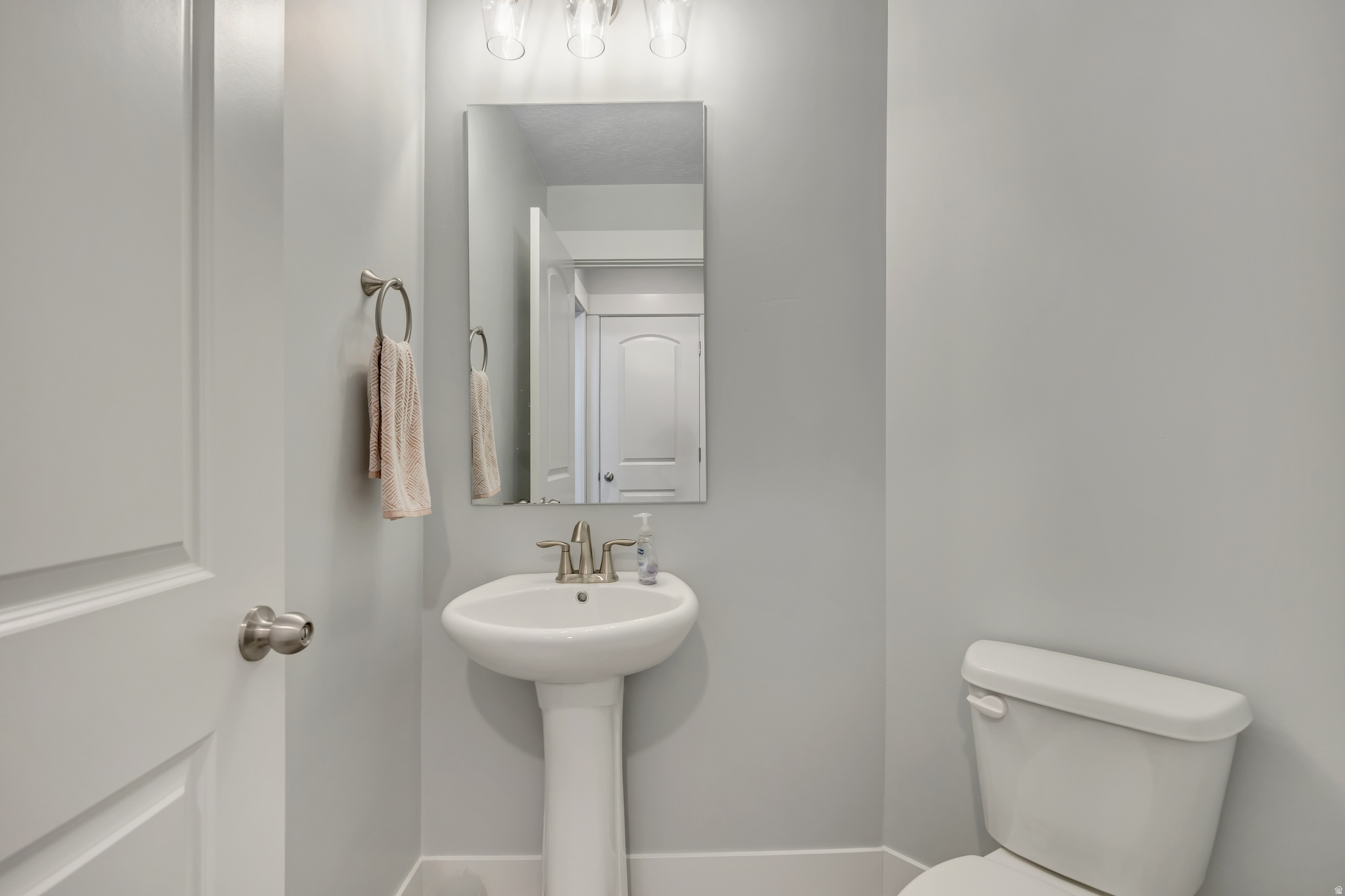 MOUNTAIN RIDGE - Residential