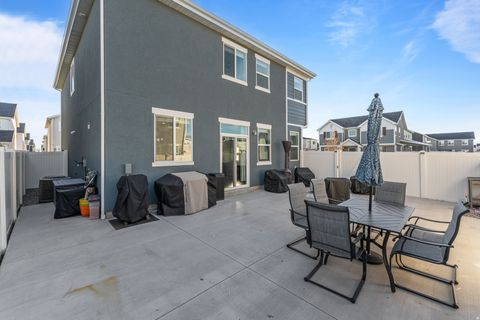 Tiny photo for 2092 W 3250 S, Syracuse, UT 84075 (MLS # 2126898)