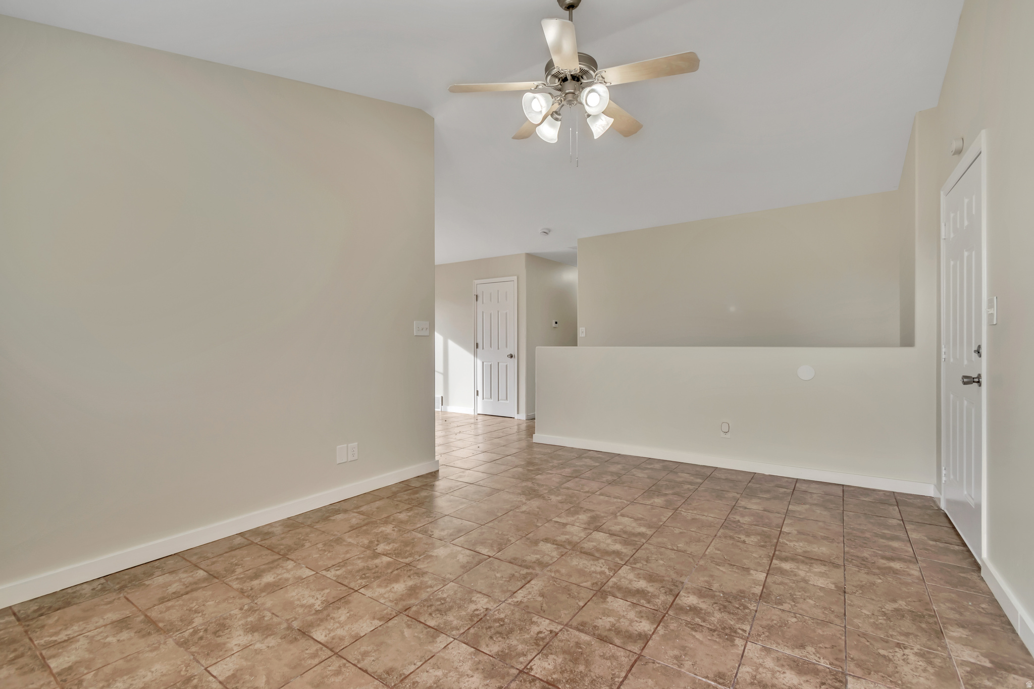 WHISPERING WILLOW - Residential