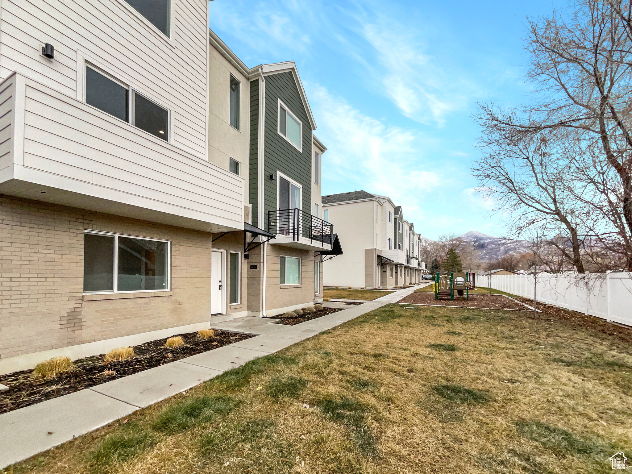 468 E Alice Way, Layton, Utah image 9