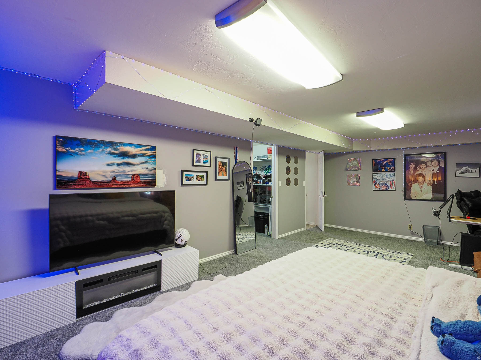 MOUNT OLYMPUS HILLS - Residential