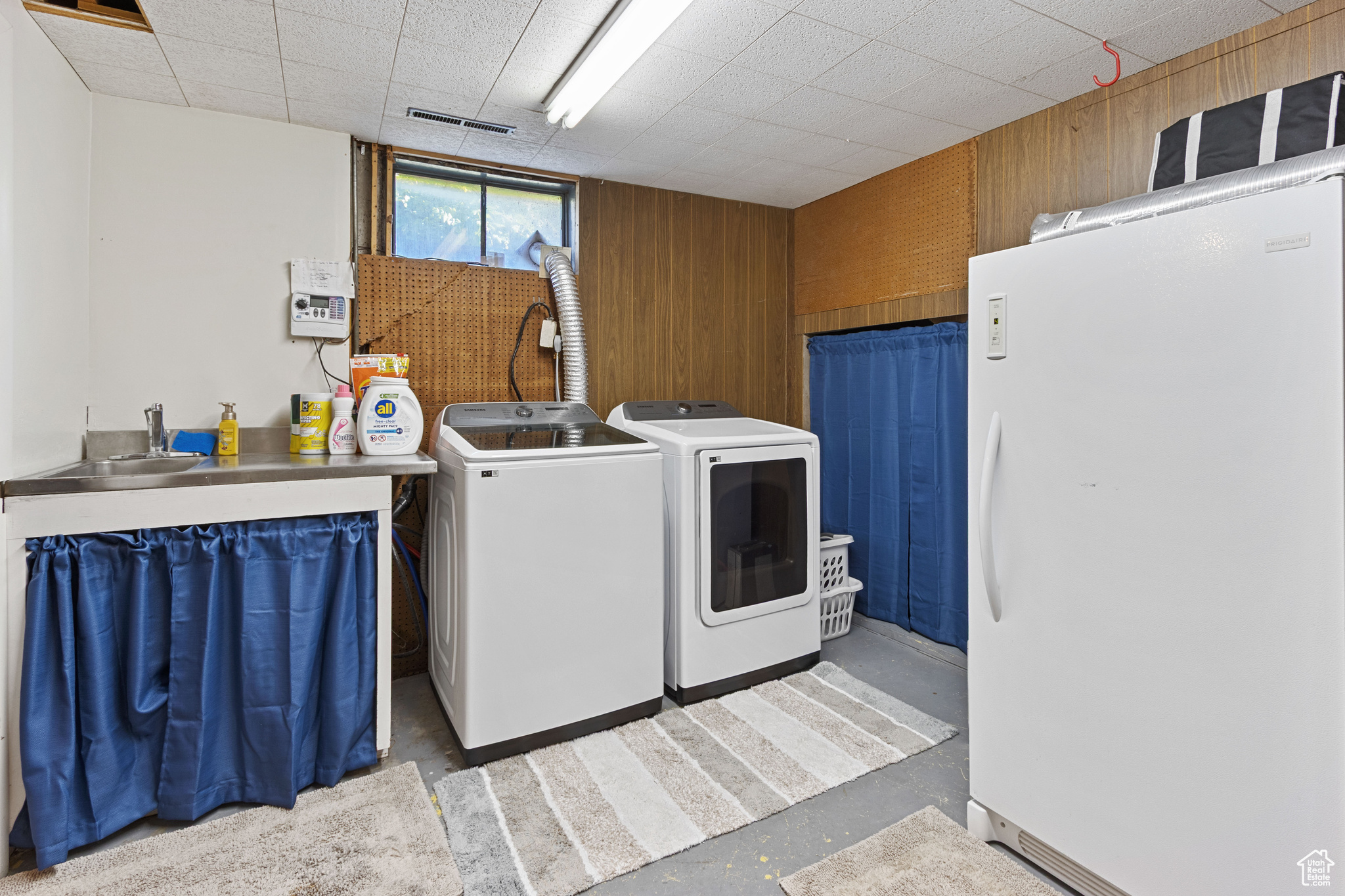HILLCREST SUBD - Residential