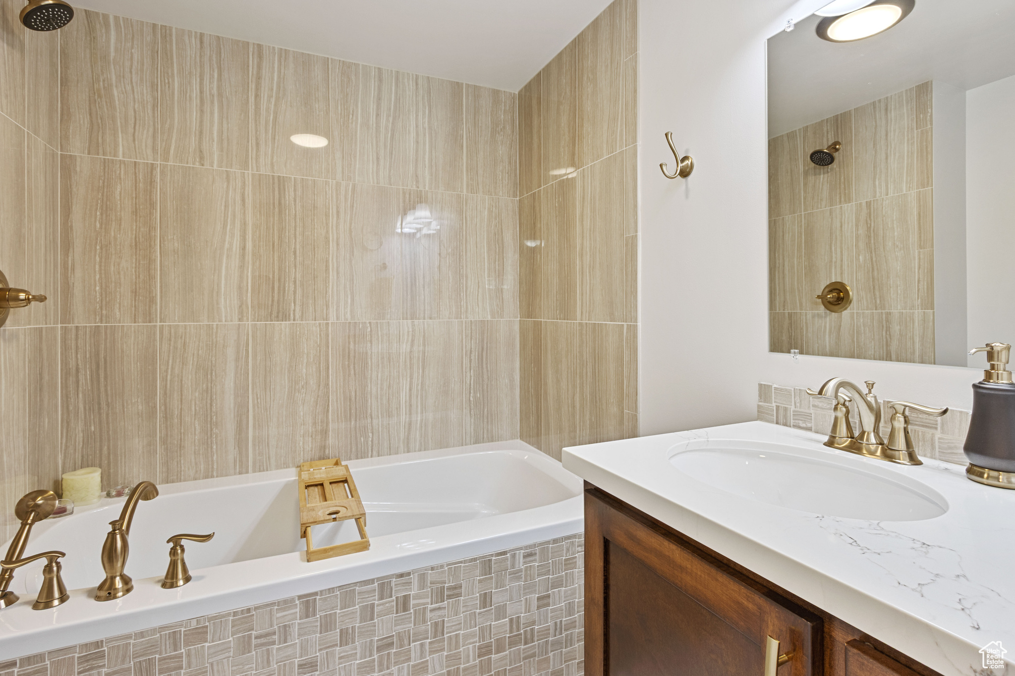 HILLCREST SUBD - Residential