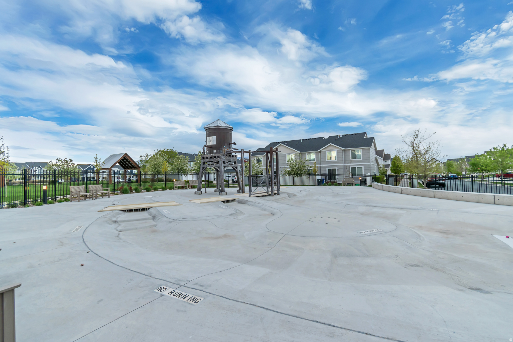 LEGACY FARMS - Residential