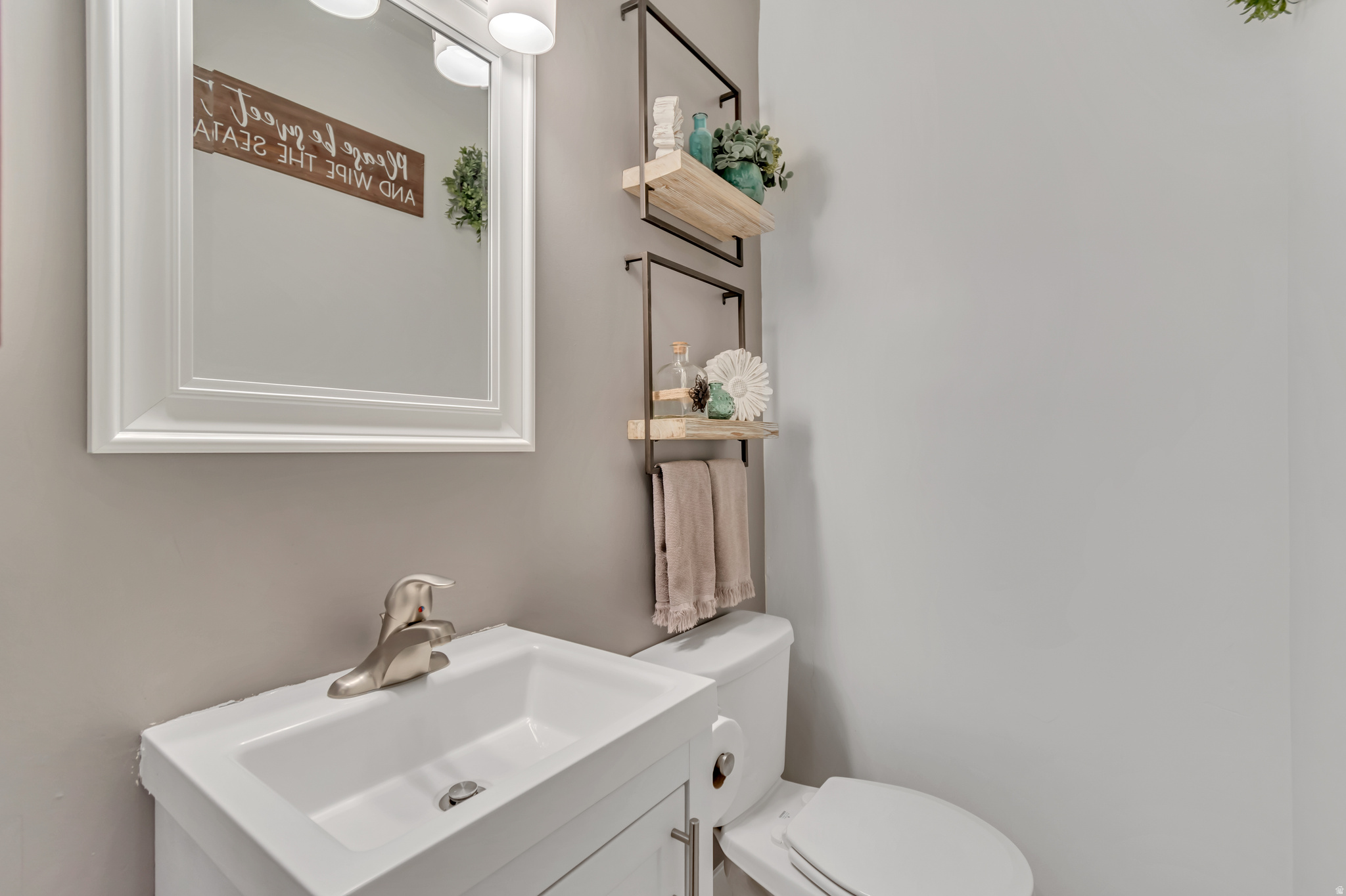 LEGACY FARMS - Residential