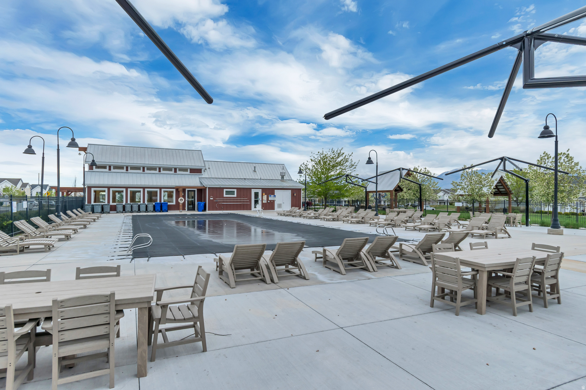 LEGACY FARMS - Residential