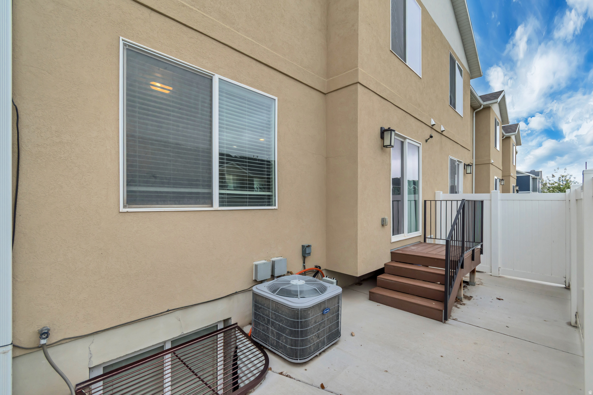 LEGACY FARMS - Residential