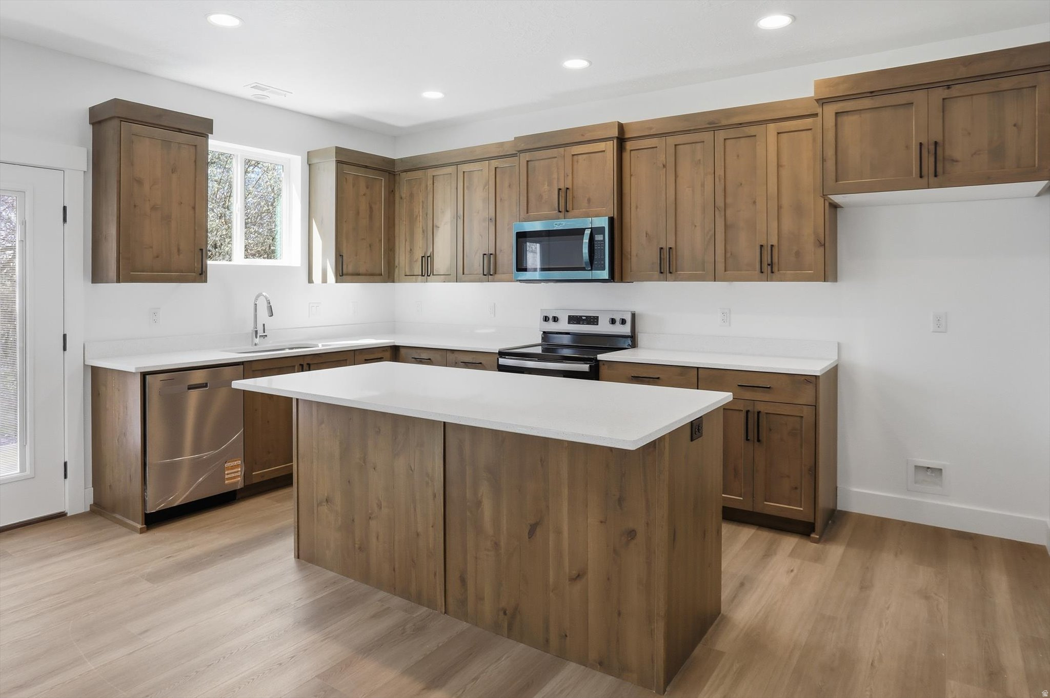 SPRING CREEK - Residential