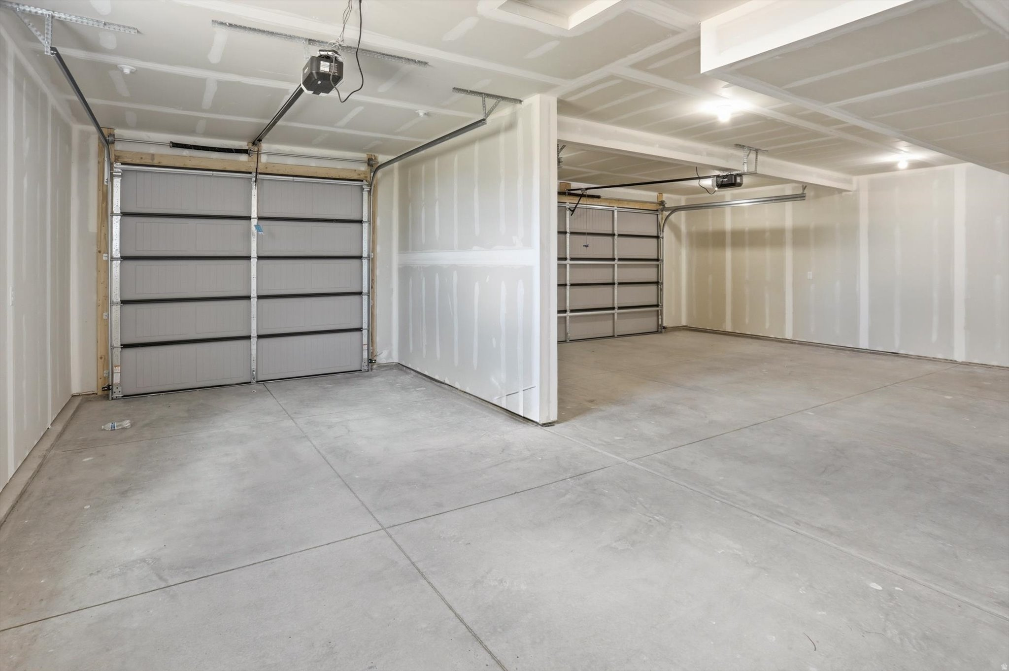 SPRING CREEK - Residential