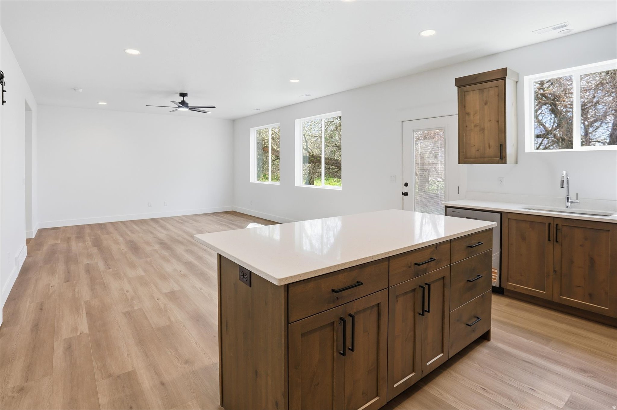 SPRING CREEK - Residential