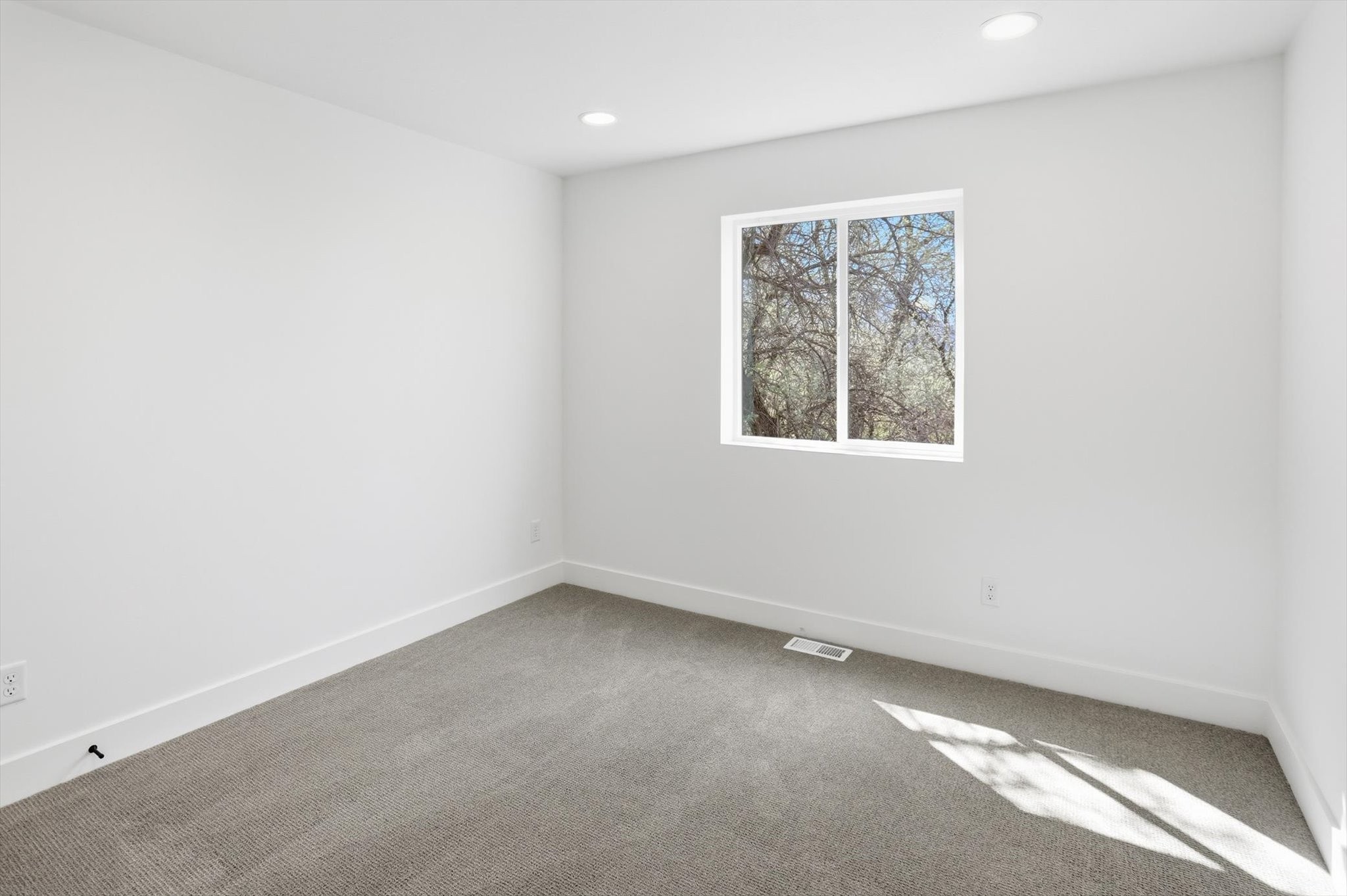 SPRING CREEK - Residential