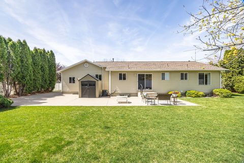 Tiny photo for 397 S 675 E, Hyrum, UT 84319 (MLS # 2149953)