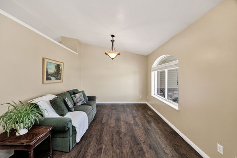 Tiny photo for 397 S 675 E, Hyrum, UT 84319 (MLS # 2149953)