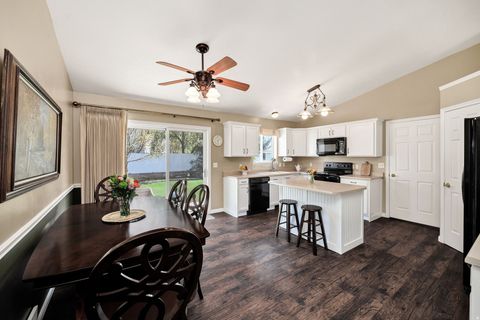 Tiny photo for 397 S 675 E, Hyrum, UT 84319 (MLS # 2149953)