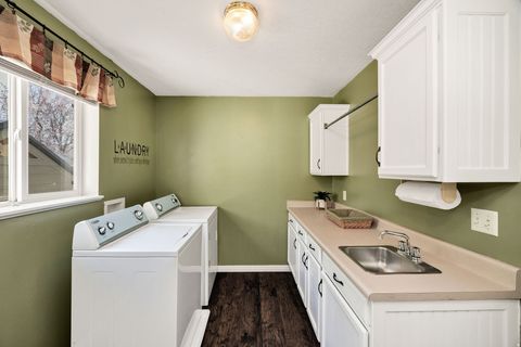 Tiny photo for 397 S 675 E, Hyrum, UT 84319 (MLS # 2149953)