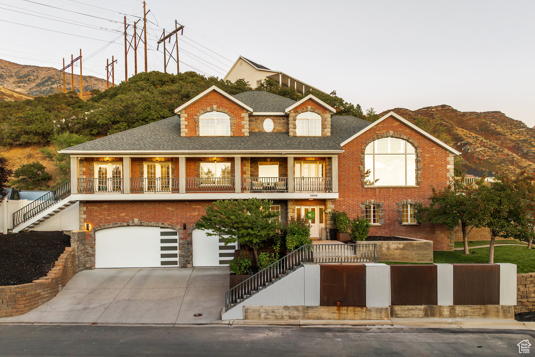 SHERWOOD HILLS - Residential