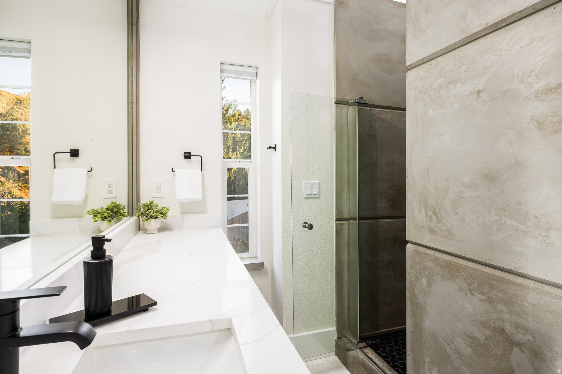 SHERWOOD HILLS - Residential