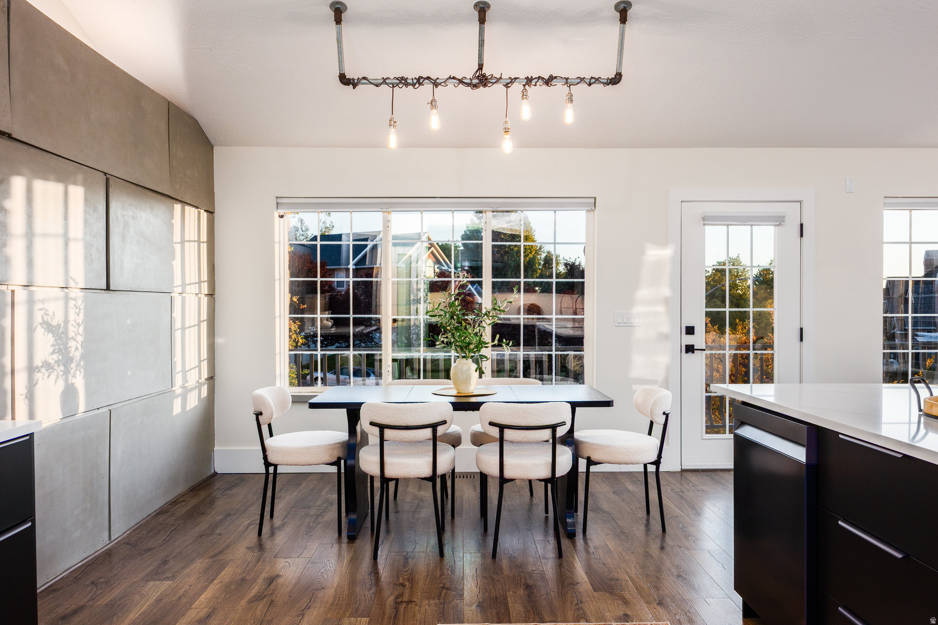 SHERWOOD HILLS - Residential