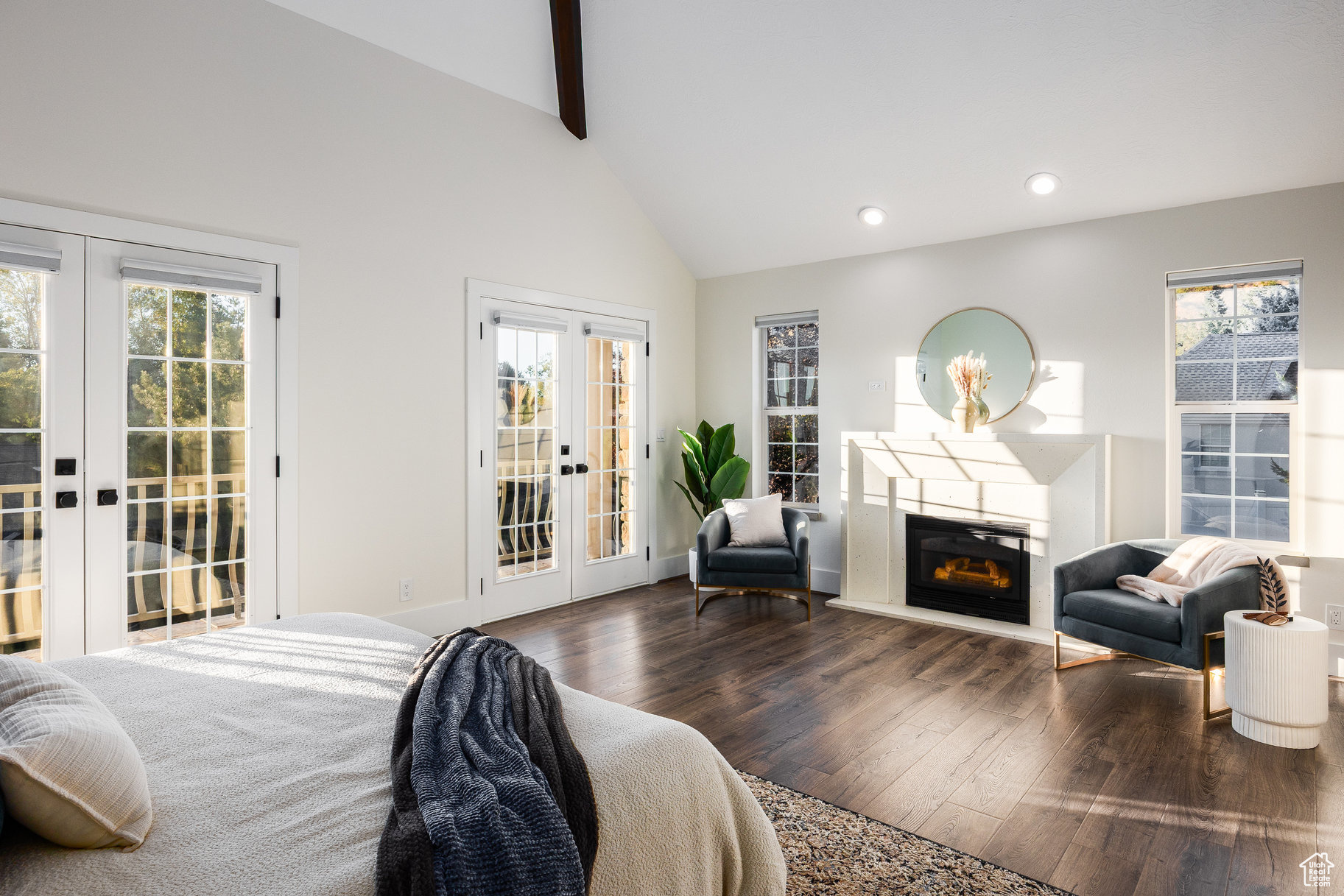 SHERWOOD HILLS - Residential