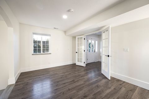 Tiny photo for 4606 BROOKSHIRE CIR, Provo, UT 84604 (MLS # 2114184)