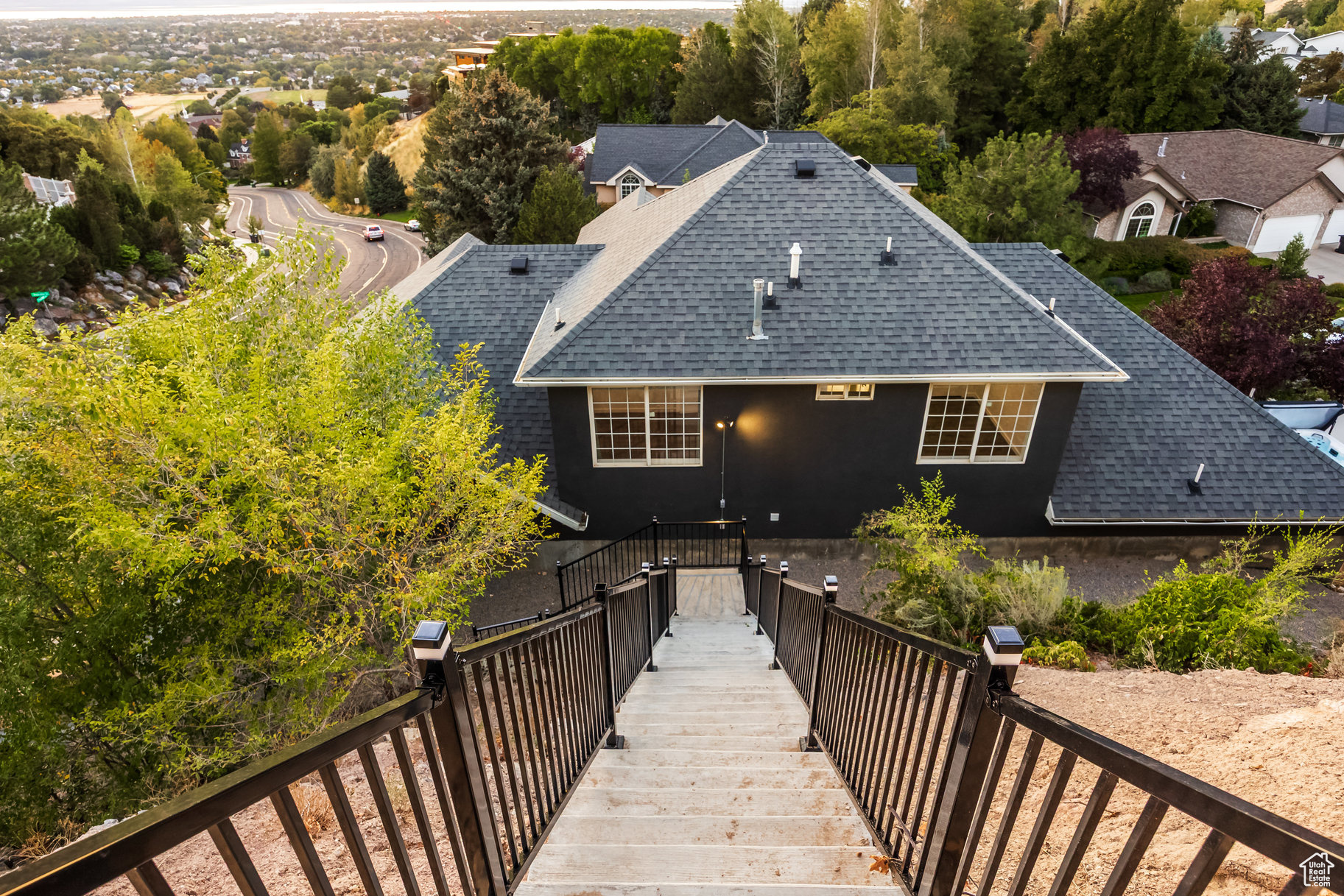SHERWOOD HILLS - Residential