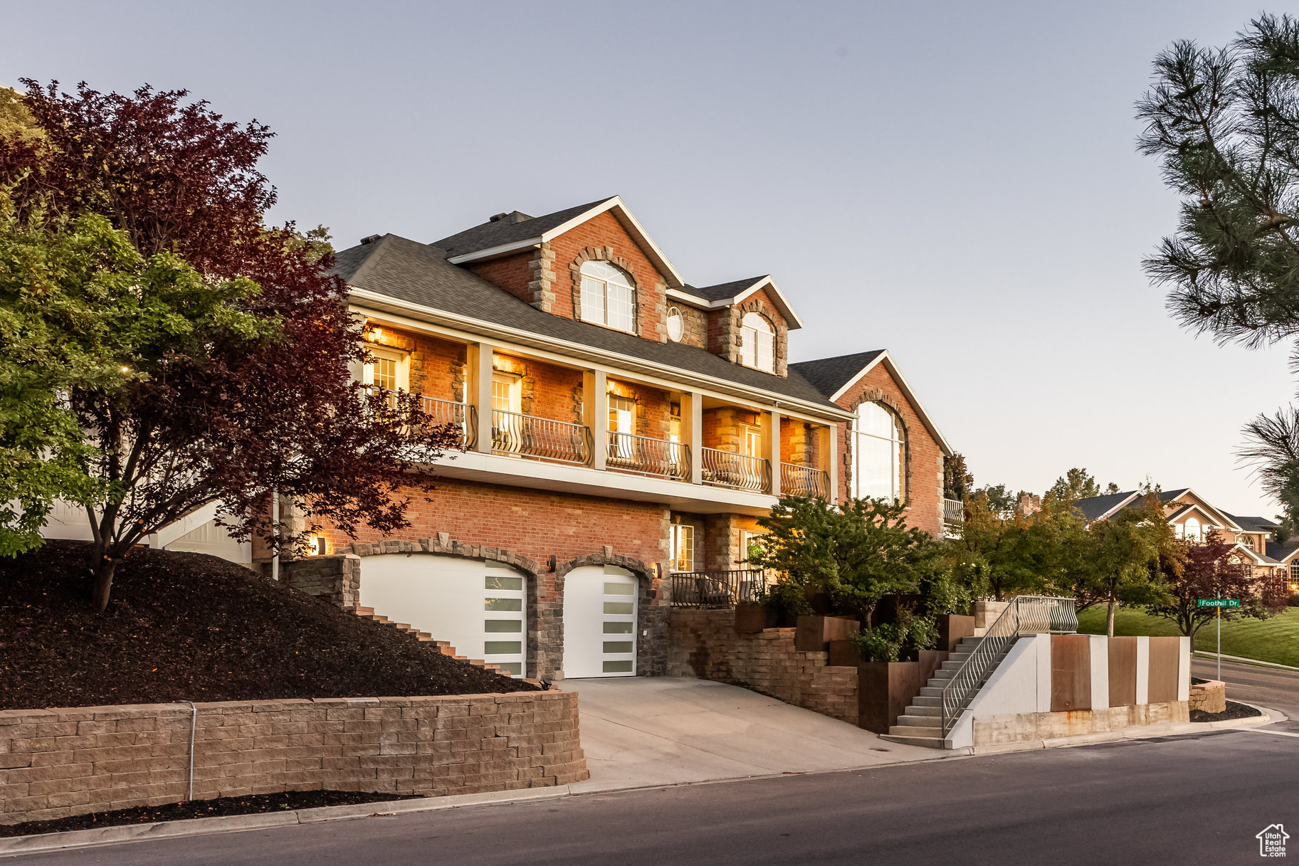 SHERWOOD HILLS - Residential