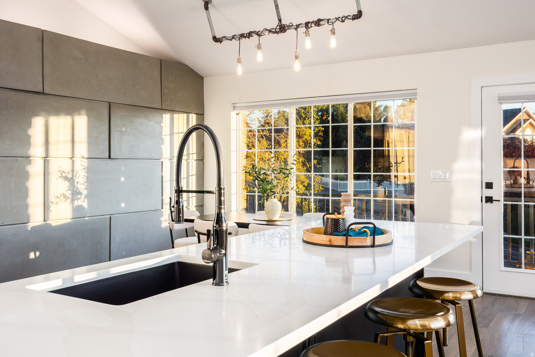 SHERWOOD HILLS - Residential