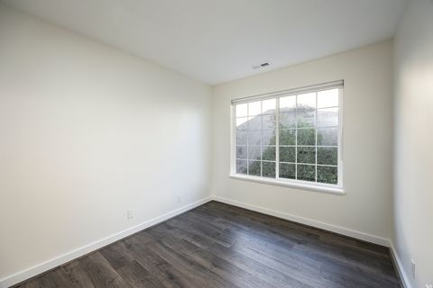 Tiny photo for 4606 BROOKSHIRE CIR, Provo, UT 84604 (MLS # 2114184)